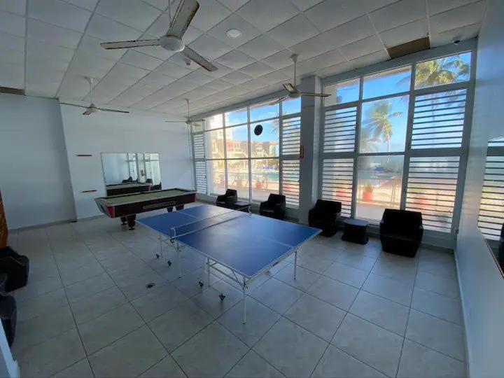 Kasa Ocean Breeze - Cabana Studio Apartment Beachfront Condo Pool 산후안 외부 사진